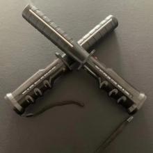 YT-1122 手电式野狼驱赶器