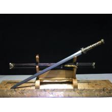 铜柄三枚夹钢汉剑（全长105厘米）