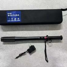 2012型狼牙棒强光手电